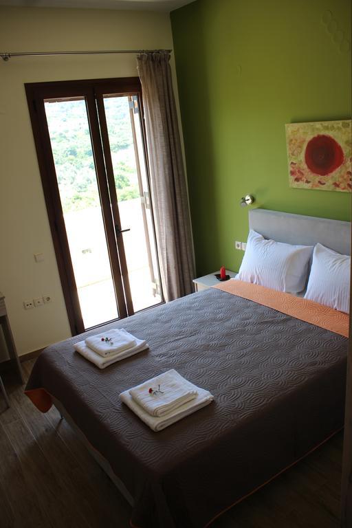 Villa Saint George Maroulás Extérieur photo